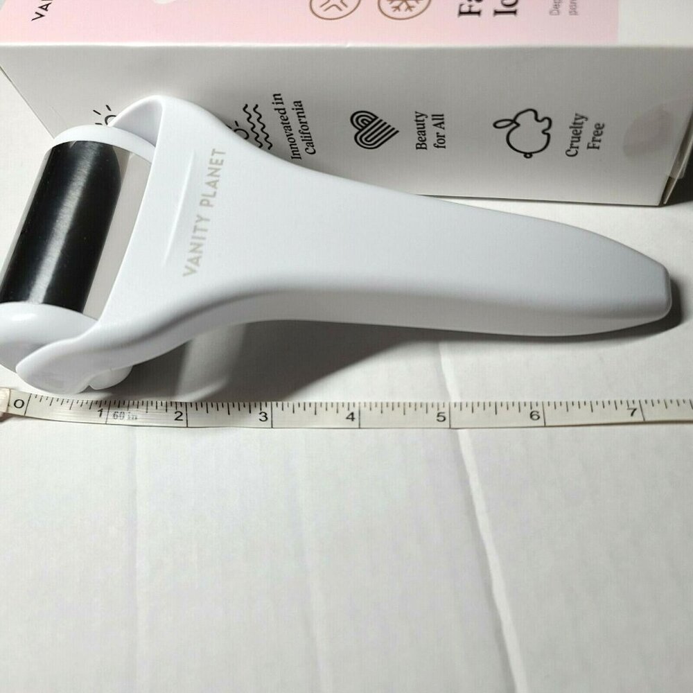 Vanity Planet Face & Body Ice Roller Depuff Eyes Soothes Skin Minimize Pores NIB - Picture 2 of 5